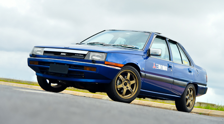 Mitsubishi lancer fiore