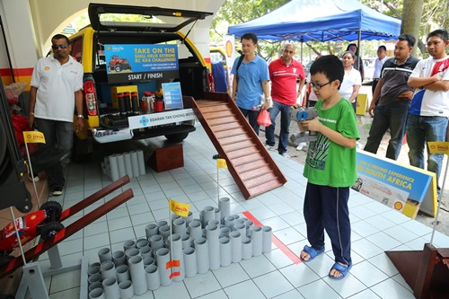 Shell Helix roadshow 2