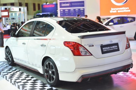 12 Almera NISMO_Back side