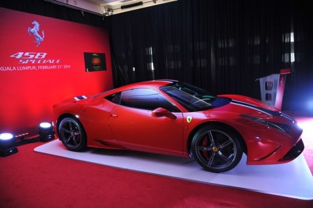 Ferrari 458 Speciale  (8)