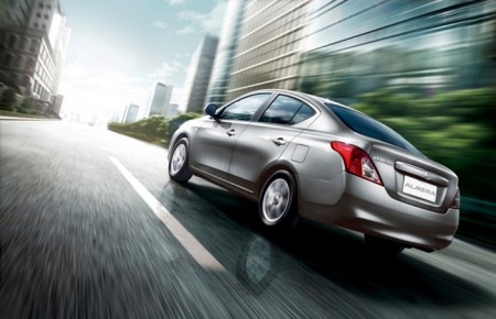 Nissan Almera_Rear View 1