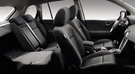 Renault-Koleos-2WD-RM185,888-Mekanika (15)