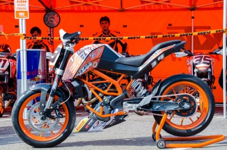KTM-390-Duke Battle-2014-Mekanika  (1)