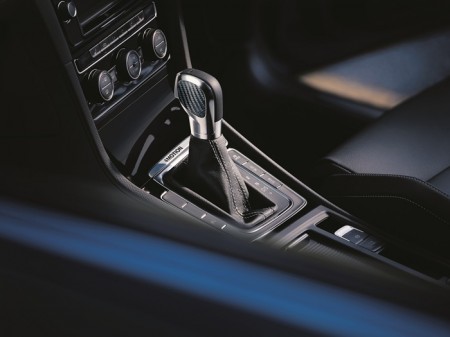 VW-Golf-R-RM245,888-mekanika (6)