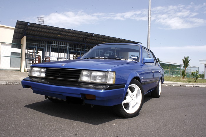 Toyota corona 140