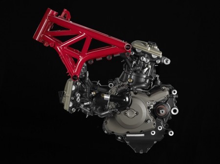 Ducati-Monster-1200-mekanika (17)