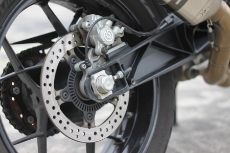 KTM-Duke-690-R-mekanika (12)