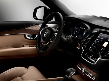 Volvo-XC90-First-Edition-mekanika (7)