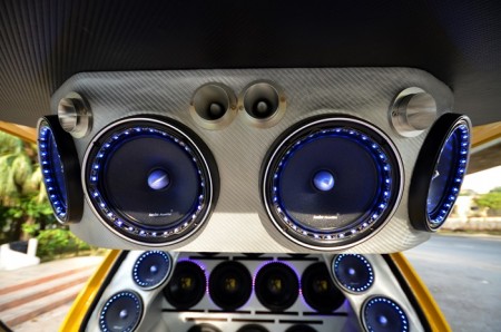Toyota-Unser-Kole-Audio-mekanika (21)