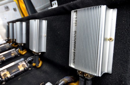 Toyota-Unser-Kole-Audio-mekanika (23)
