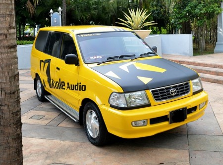 Toyota-Unser-Kole-Audio-mekanika (5)