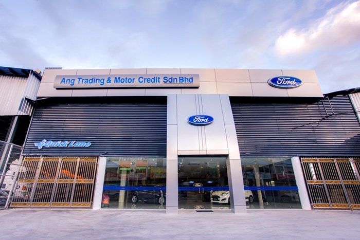 PUSAT 3S FORD DI BATU PAHAT DINAIK TARAF  Mekanika 