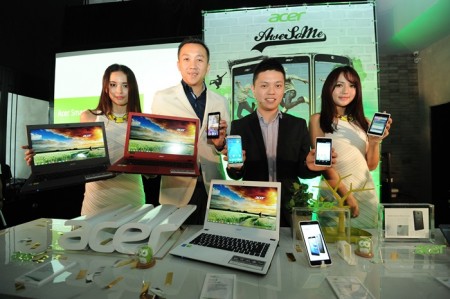 Acer-Liquid-Acer-Aspire-E-launch-mekanika (10)