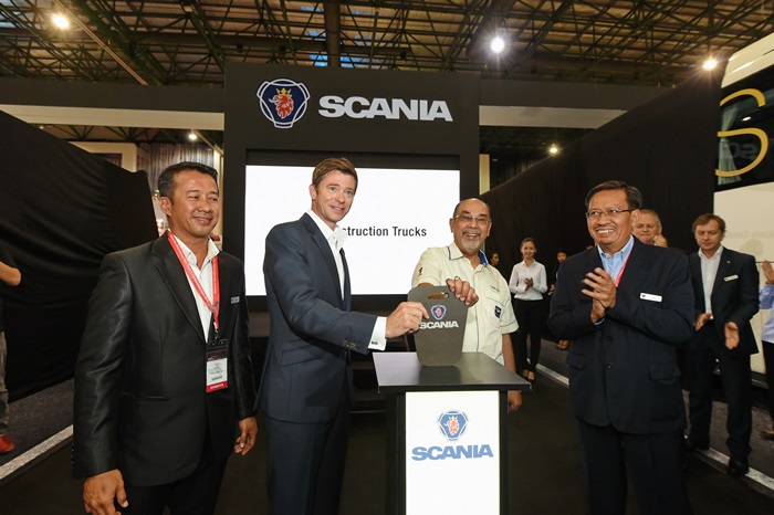 SCANIA LANCAR TRAK DAN BAS MEWAH  Mekanika