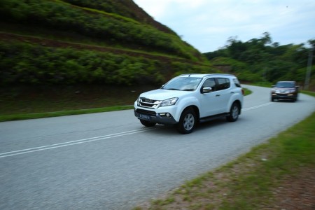 Isuzu-MU-X-test drive-mekanika (17)
