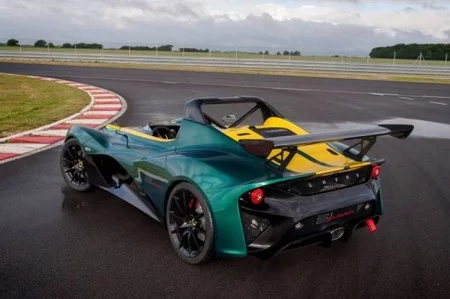LOTUS 3-ELEVEN