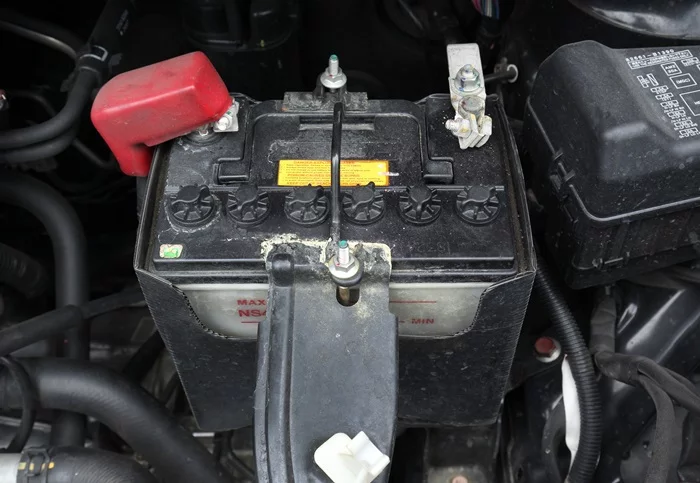 Hitachi-battery-mekanika (2)