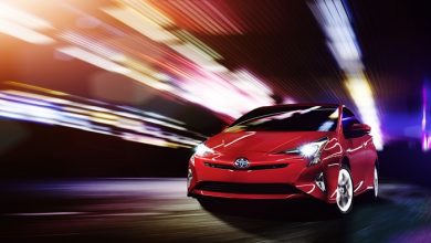 TOYOTA PRIUS GENERASI KEEMPAT