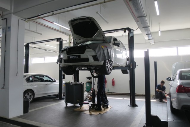 BMW-4S-Centre-Setia Alam-mekanika (2)