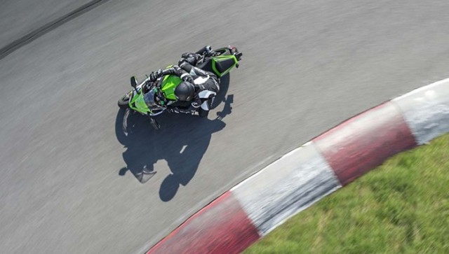 Kawasaki-ZX10R-2016-mekanika 5 (1)
