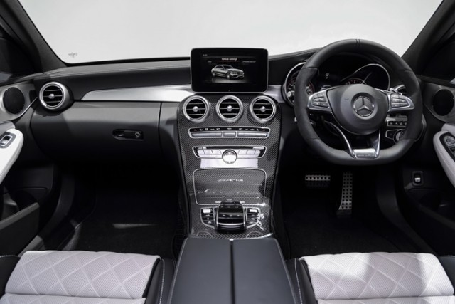 Mercedes-AMG-C-63-S-mekanika (1)