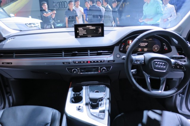 Audi-Q7-2015-mekanika (13)