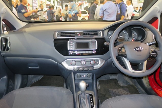 Kia-Rio-Sedan-mekanika (8)