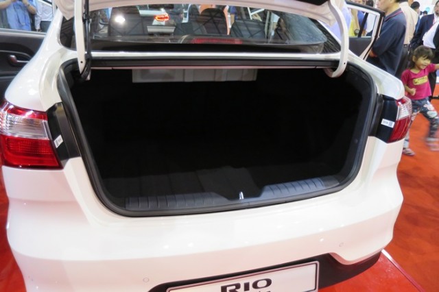 Kia-Rio-Sedan-mekanika (9)