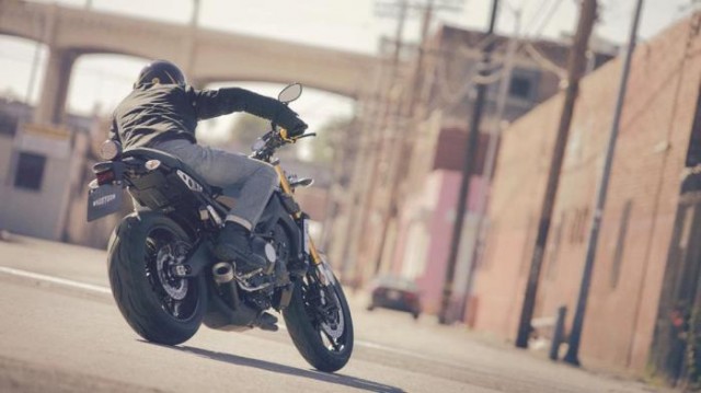 Yamaha-XSR900-2016-MEKANIKA (6)