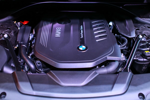 BMW-7-Series-2016-mekanika (14)