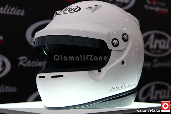 Helm-Arai-GP-5WP