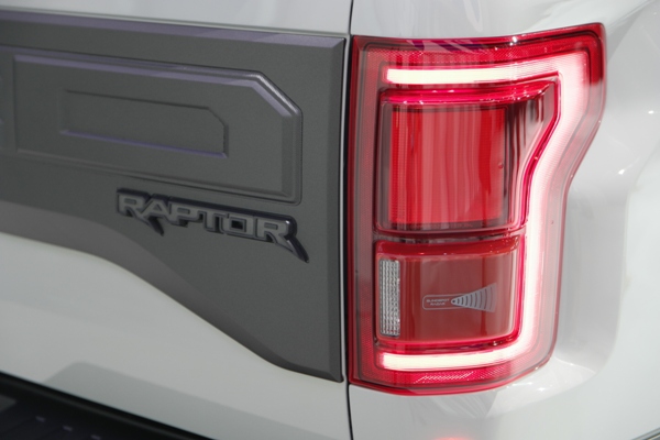 ford-f-150-reptor-superscrew-mekanika10