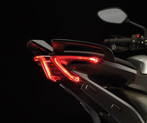 mv-agusta-turismo-veloce-800-mekanika (2)