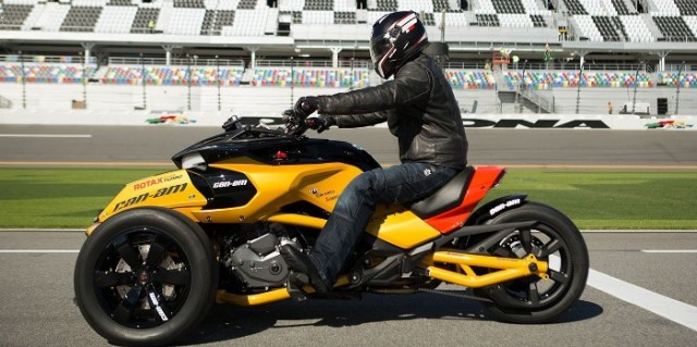 can-am-spyder-f3-turbo-concept-mekanika (7)