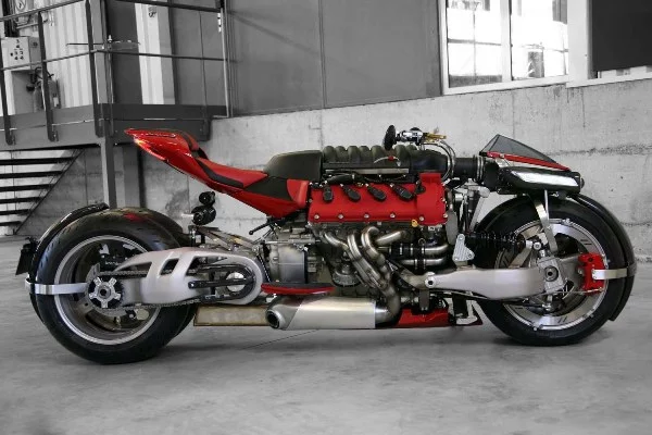 Lazareth-LM-847-mekanika (5)