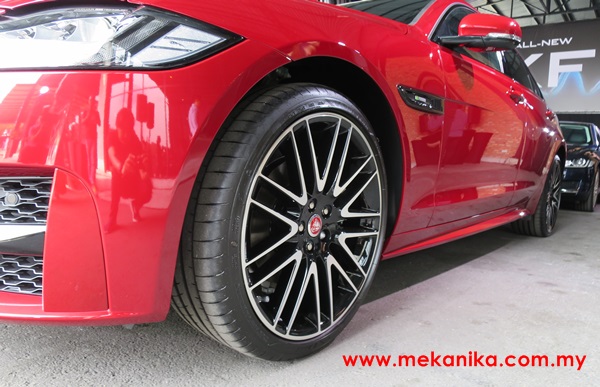 Jaguar-XF-launch-2016-mekanika (4)