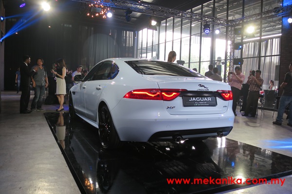 Jaguar-XF-launch-2016-mekanika (6)