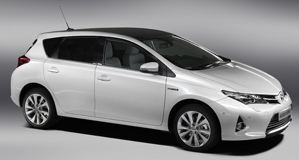 Toyota-Auris-hybrid-japan-mekanika (2)