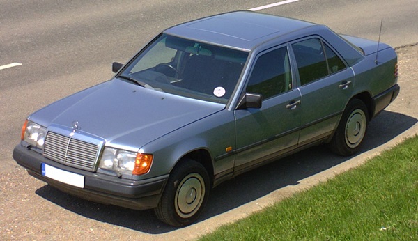 Mercedes-Benz-W124-mekanika (3)