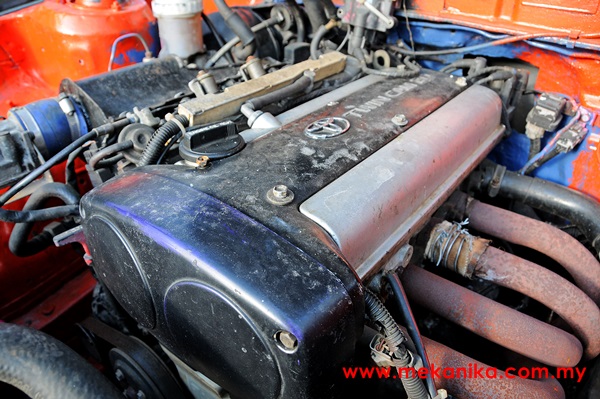 Toyota-KE70-chop-top-mekanika (2)