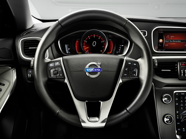 Volvo-Drive-E-T5-malaysia-mekanika (2)