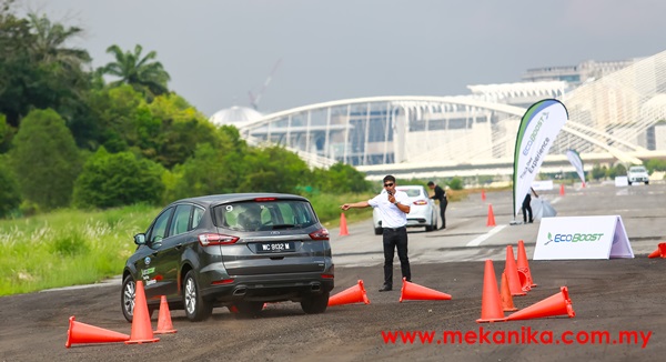 ford-ecoboost-track-day-mekanika-12