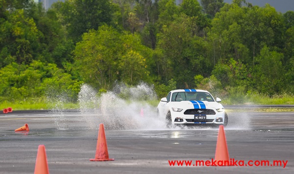 ford-ecoboost-track-day-mekanika-15
