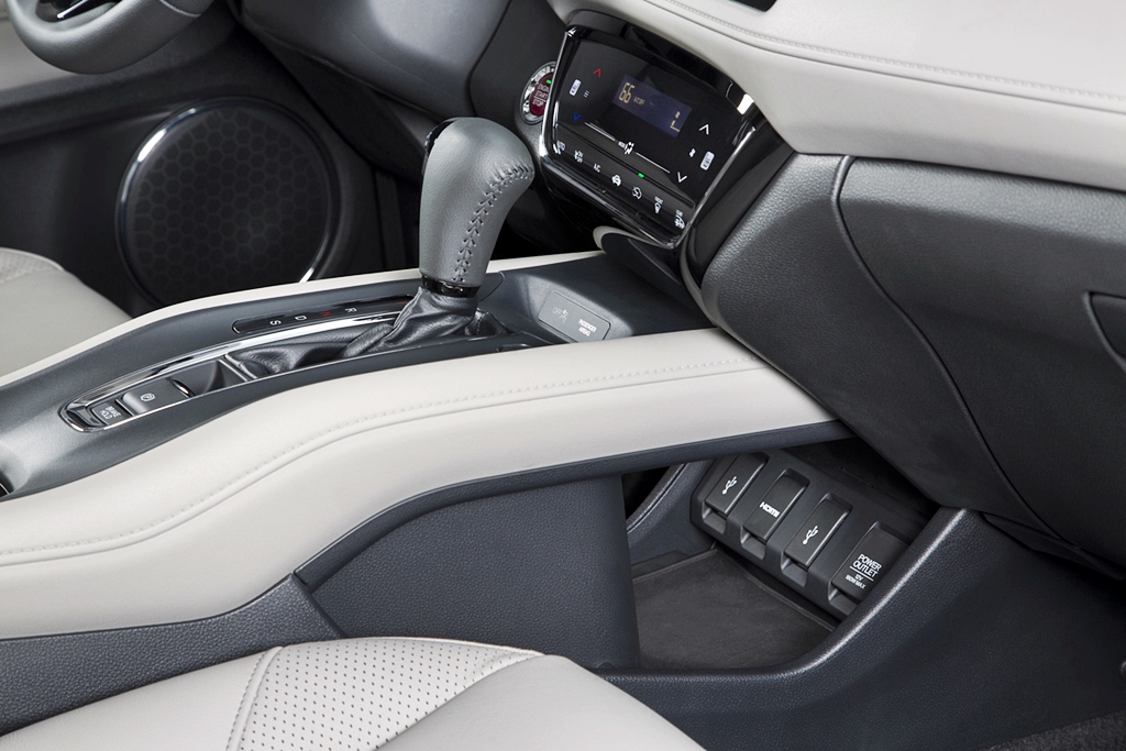 HONDA HR-V 2018.11  Mekanika