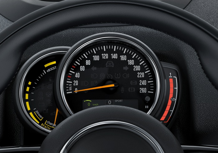 Plug-In Hybrid-2018-mekanika10  Mekanika