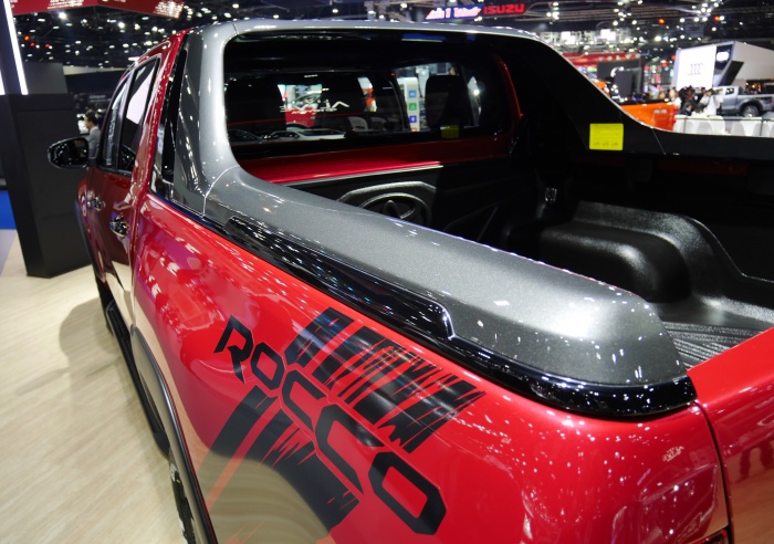 Toyota-Revo-Rocco-Thailand-2018-mekanika9  Mekanika