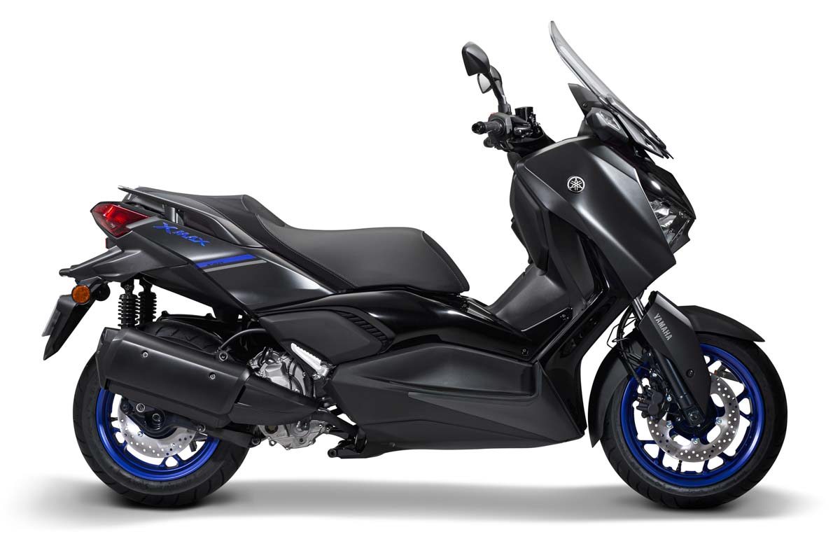 Spoiler GIVI Per Yamaha X-MAX 250 2005-2007 - Accessorio Posteriore, Codice D438ST