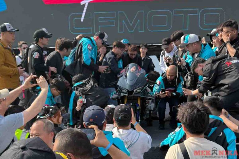 CFMOTO DAY 2026: BUNYI NADI V4 CFMOTO V4SR-RR BERGEMA DI CHINA | Mekanika